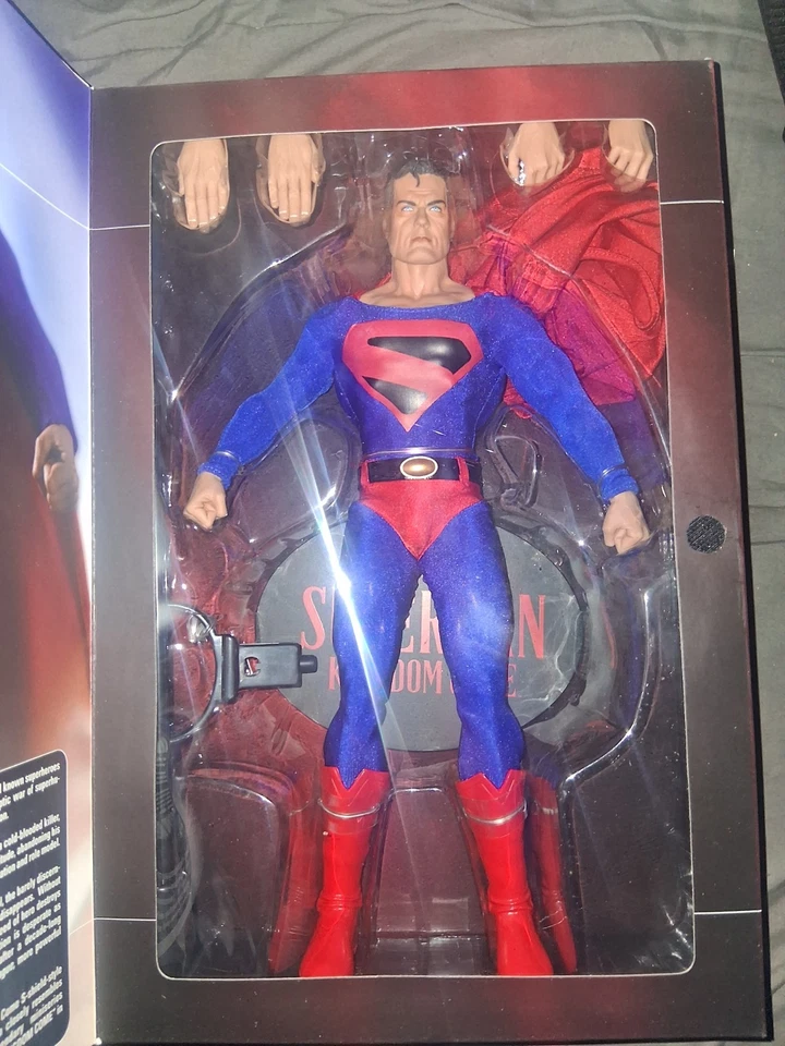 Figura de coleccionista de lujo Superman Kingdom Come DC Direct escala 1:6 rara Foto 2 de 3