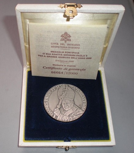 POPE SAINT JOHN PAUL II SILVER OFFICIAL MEDAL JUBILEE YEAR 2000 LIM. ED.