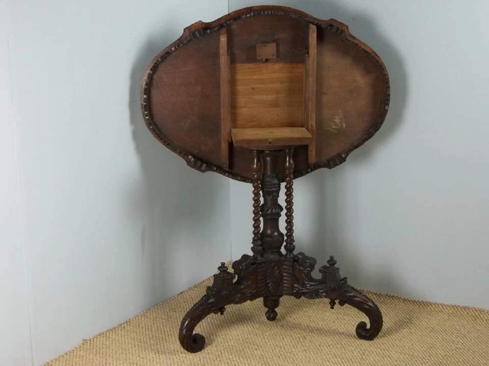 Antigua lámpara de salón central de bosque negro con incrustaciones de nogal de excelente calidad. C1870 Foto 3 de 4