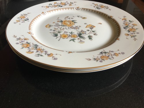 Vintage Mikasa M2003 Peony Rose 2 chop plates and serving bowl - Afbeelding 3 van 6