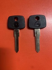 2 New 2002-06 Dodge Freightliner Mercedes Sprinter Key Blank With T5 Chip Inside