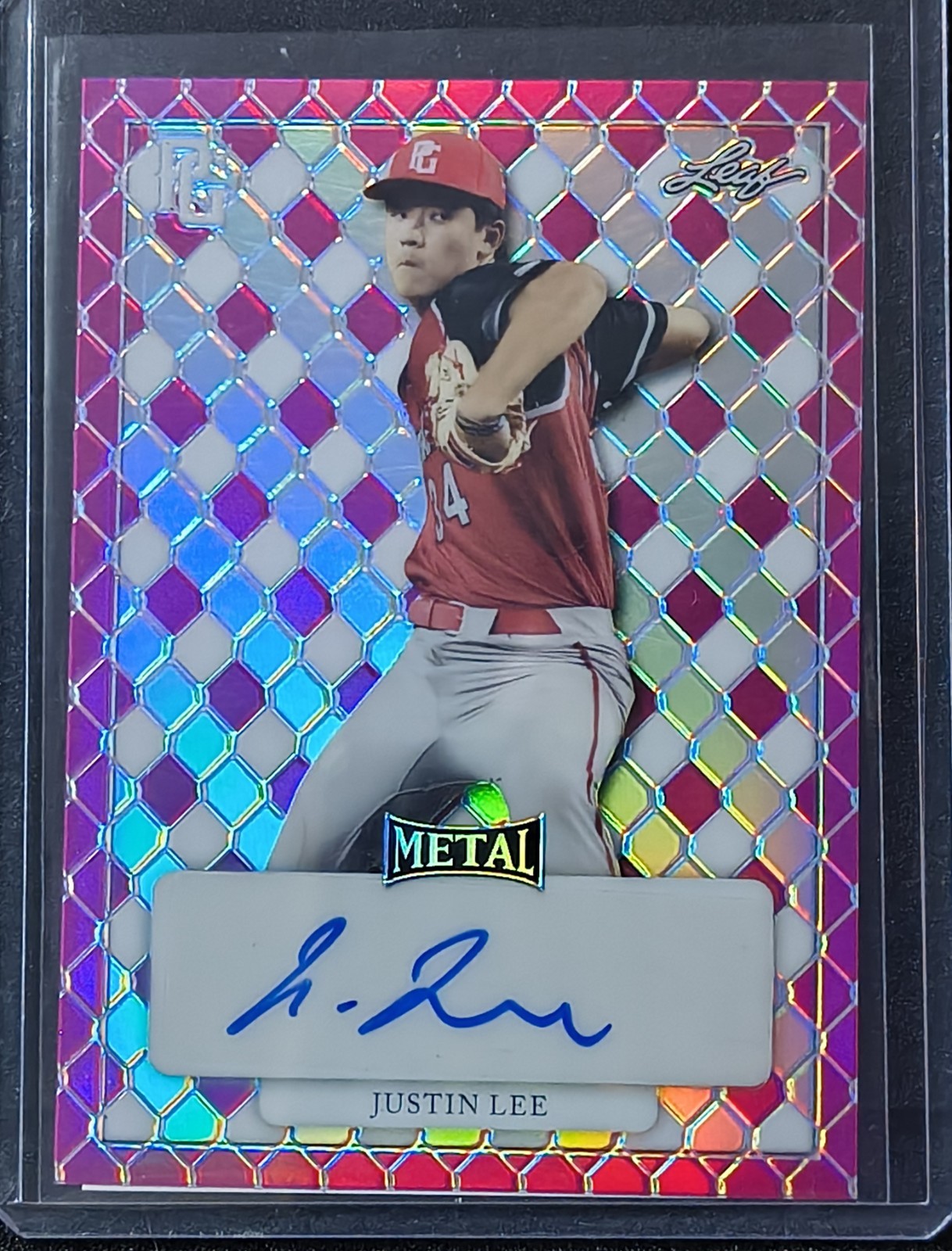 2022 Leaf Perfect Game Justin Lee Pink Rainbow 1/1 Pre-Production Proof Auto #MA view 2