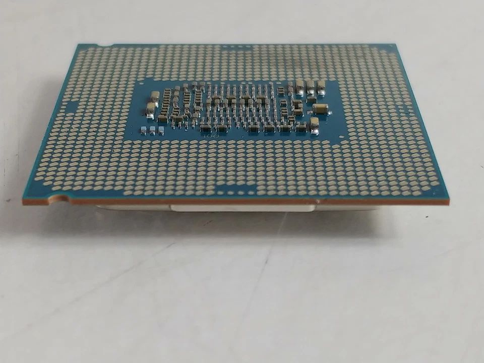 Intel Xeon E3-1220 v5  LGA 1151 3.0GHz Server CPU Processor SR2LG - Image 4 of 4