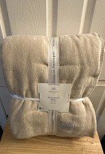 DOCOFIL Beige Luxuriously Soft King Blanket 100 Cotton Portugal