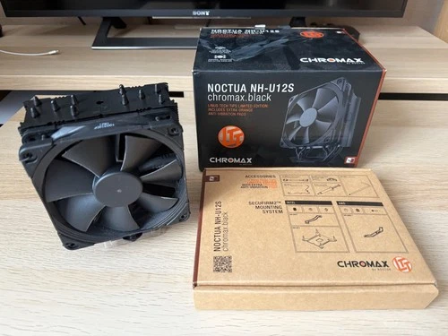 Noctua NH-U12S Chromax Black CPU Cooler (LTT Edition)