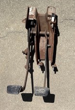 1973-1987 Chevrolet Truck Gmc Ck Clutch Pedal And Brake Pedal C10 C20 C30 K10 1973-1987 Chevrolet Truck Gmc Ck Clutch Pedal And Brake Pedal C10 C20 C30 K10
