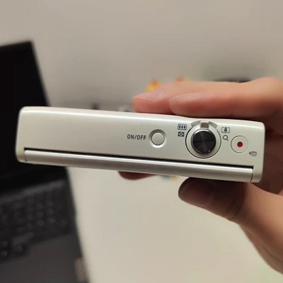 CASIO EXILIM EX-ZR50 Flip Screen 16.1MP 10x Optical Zoom Digital