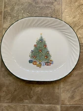 Corelle “HOLIDAY MAGIC “ 12 1/4” Oval Serving Platter Christmas