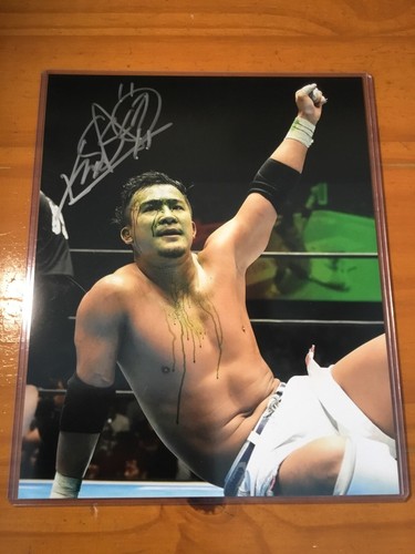 Kushida Leaf Autograph 8 X 10 Photo Wrestling NXT WWE NJPW