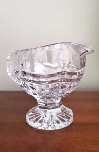 Vintage Fifth Avenue Crystal Fairmont footed Large Creamer / Sauce Boat, 14 oz. - Picture 3 of 18