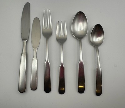 Towle LAUFFER HERITAGE 18/8 GERMANY-JAPAN Stainless Flatware Set 52 Piece