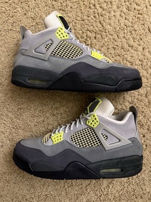 Size 9.5 - Air Jordan 4 Retro SE Mid Neon 95
