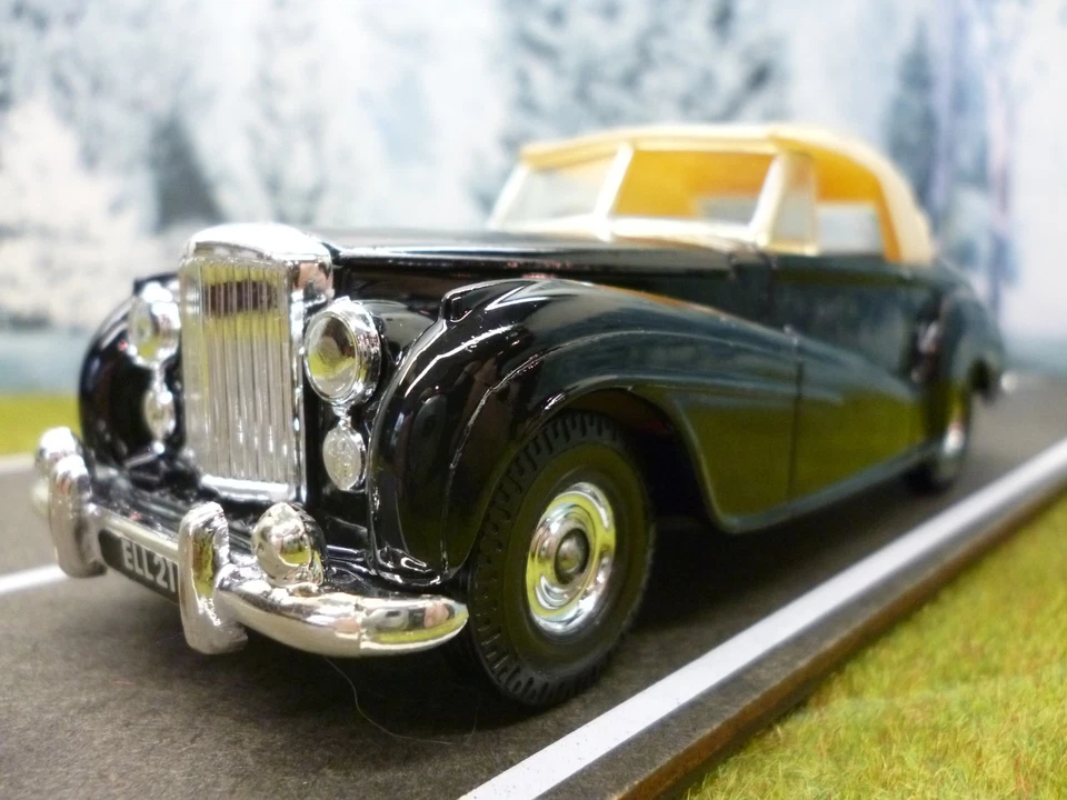 CORGI Classics : 1952 RR Silver Dawn Nr. 814 schwarz 1:43 ! "NEU" Zustand in OVP - Bild 2 von 4