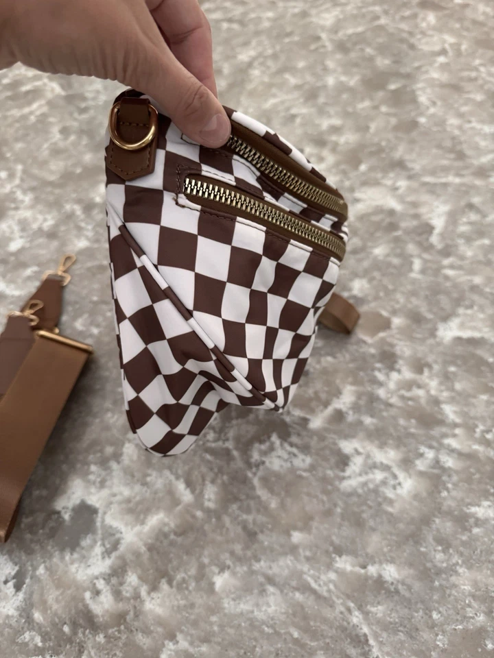 Emmafy GoFree - El bolso bandolera más espacioso con correa ajustable Foto 3 de 4