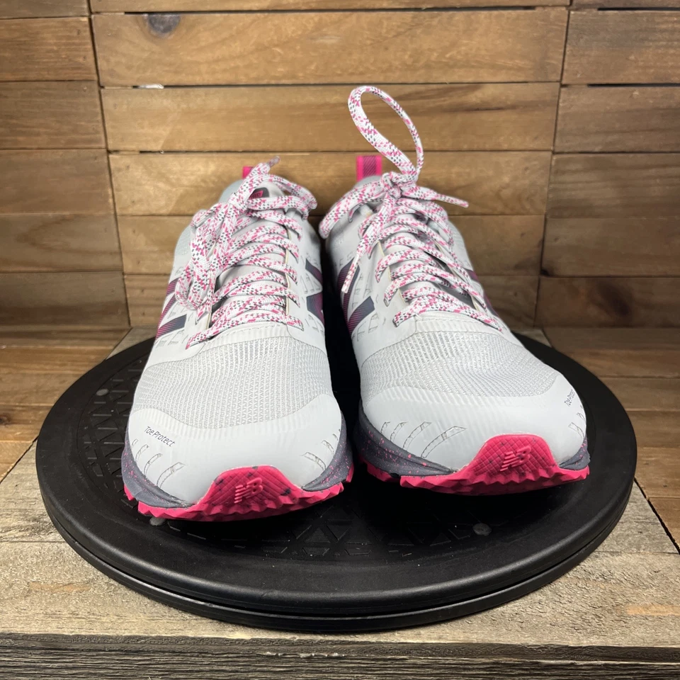 New Balance NB Nitrel Mujer Talla 8.5B Trail Running Gris Rosa Caliente Zapatos SIN PLANTILLA Foto 2 de 4