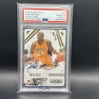 Kobe Bryant 2009-10 Rookies & Stars  Signatures Autograph Auto /25 PSA 8