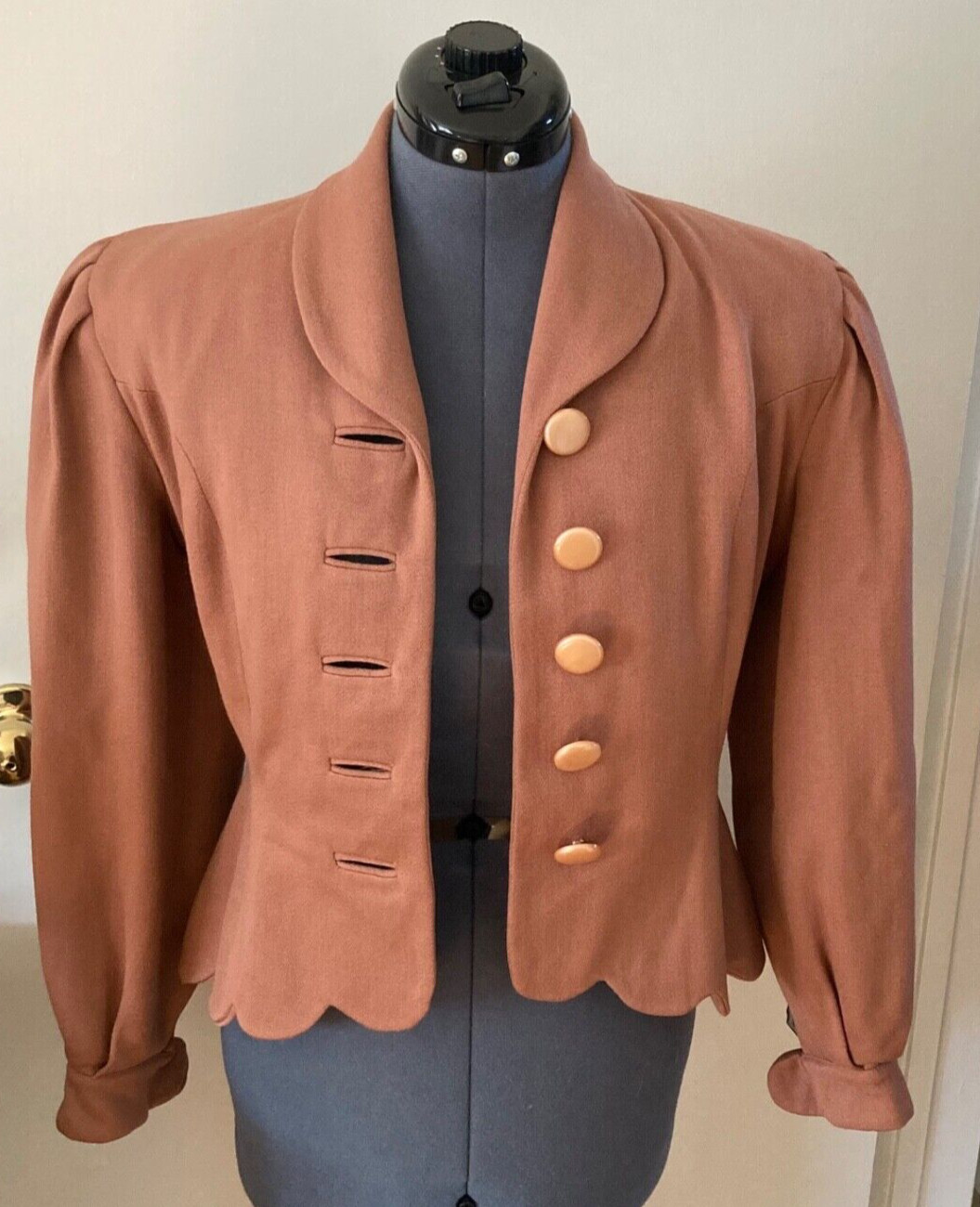 VTG LILLI ANN Dusty Rose Coral 50s Short Fitted Hourglass Peplum Jacket SMALL