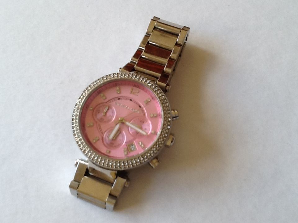 michael kors gold face watch
