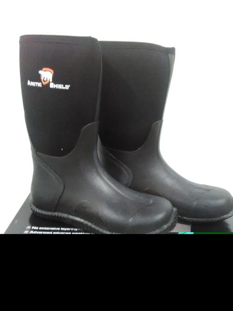 arctic shield rain boots