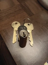 yale 1210 , 7 pin LFIC CORE Keyed alike