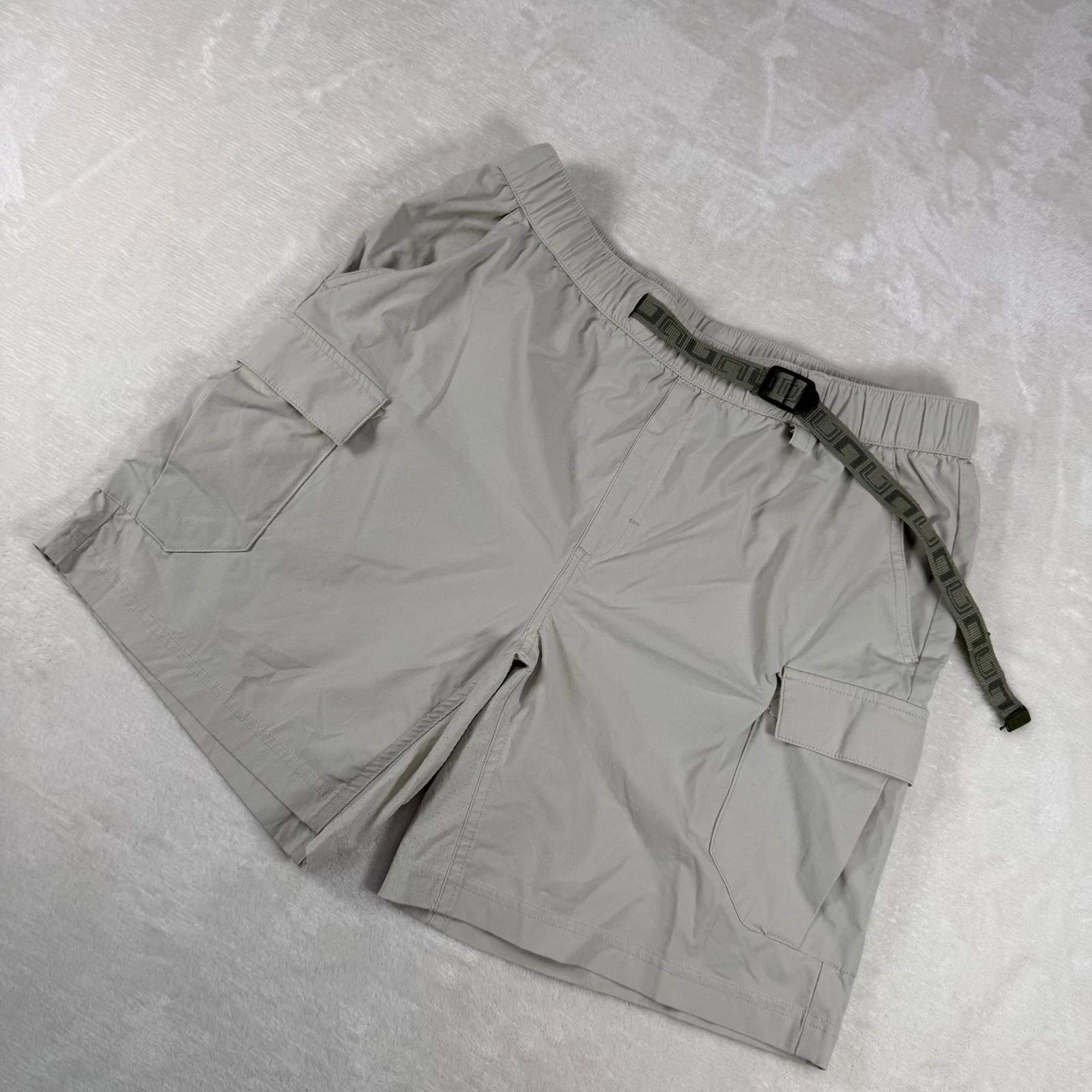 Huk Fishing Creekbed Cargo Performance Shorts Belted Lightweight Mens M Khaki Sa