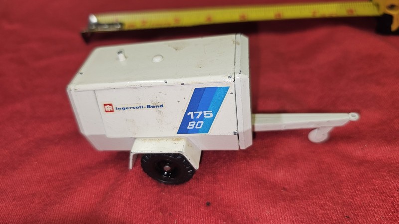 Ingersoll-Rand Air Compressor 175 NZG Modelle West Germany # 189