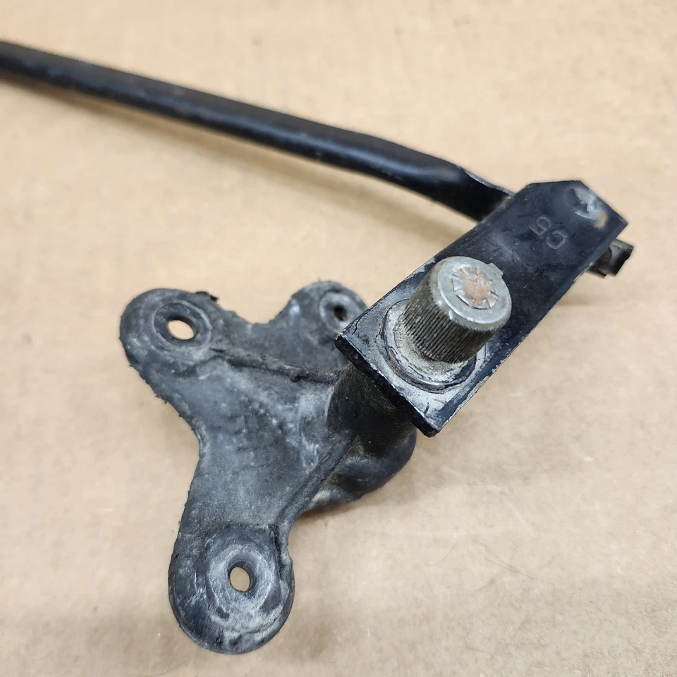 C3 Corvette Windshield Wiper Arm Linkage Front Wiper Transmission Mount RIGHT OE - Image 2 of 4