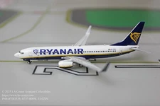 Phoenix Model Ryanair Boeing 737-800W Standard Color Diecast Model 1:400