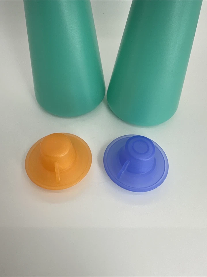 Tupperware Impressions Cruet 350 ml set bottiglia condimento insalata olio e aceto #3352 - Immagine 3 di 4