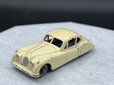 a Hot 1957 Matchbox Lesney WHITE No 32 Jaguar XK 120 Coupe MOKO Gray Wheels