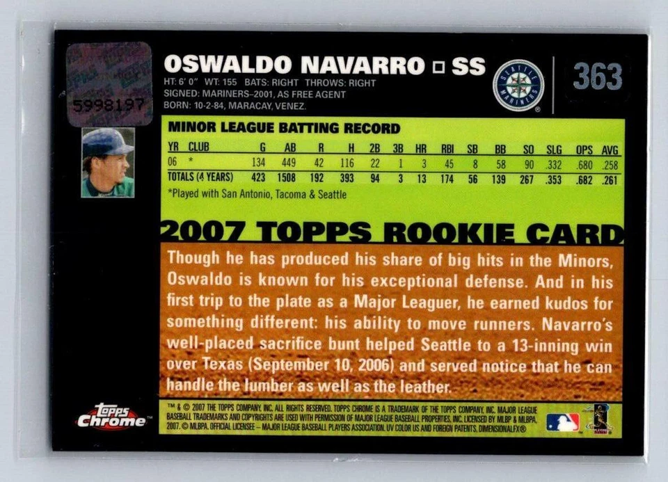 2007 Topps Chrome #363 Oswaldo Navarro Autograph - Image 2 of 2