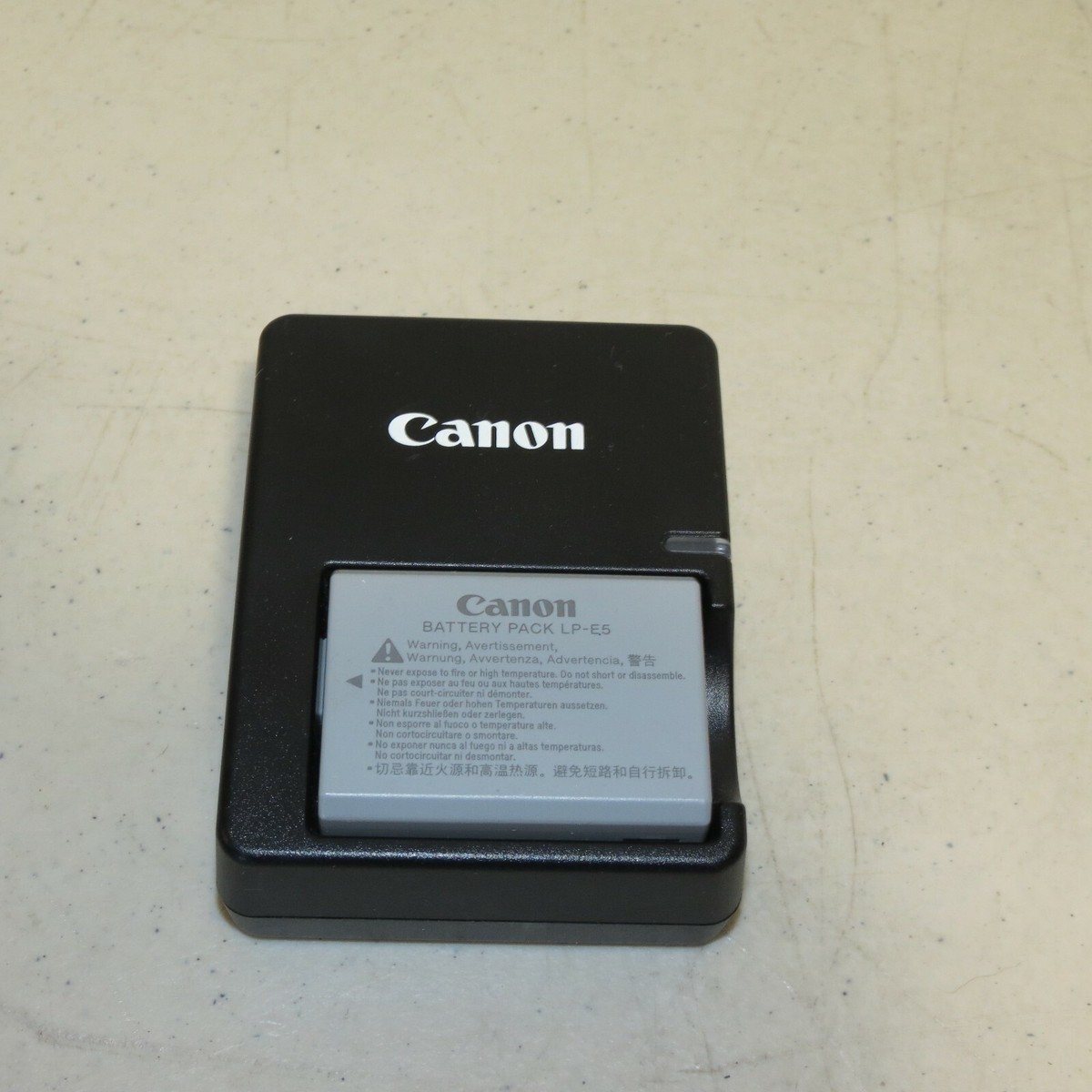 ☆Canon LC-E5＆LP-E5 Genuine LC-E5 LP-E5 Battery Charger For EOS 1000D 2000D 450D 500D