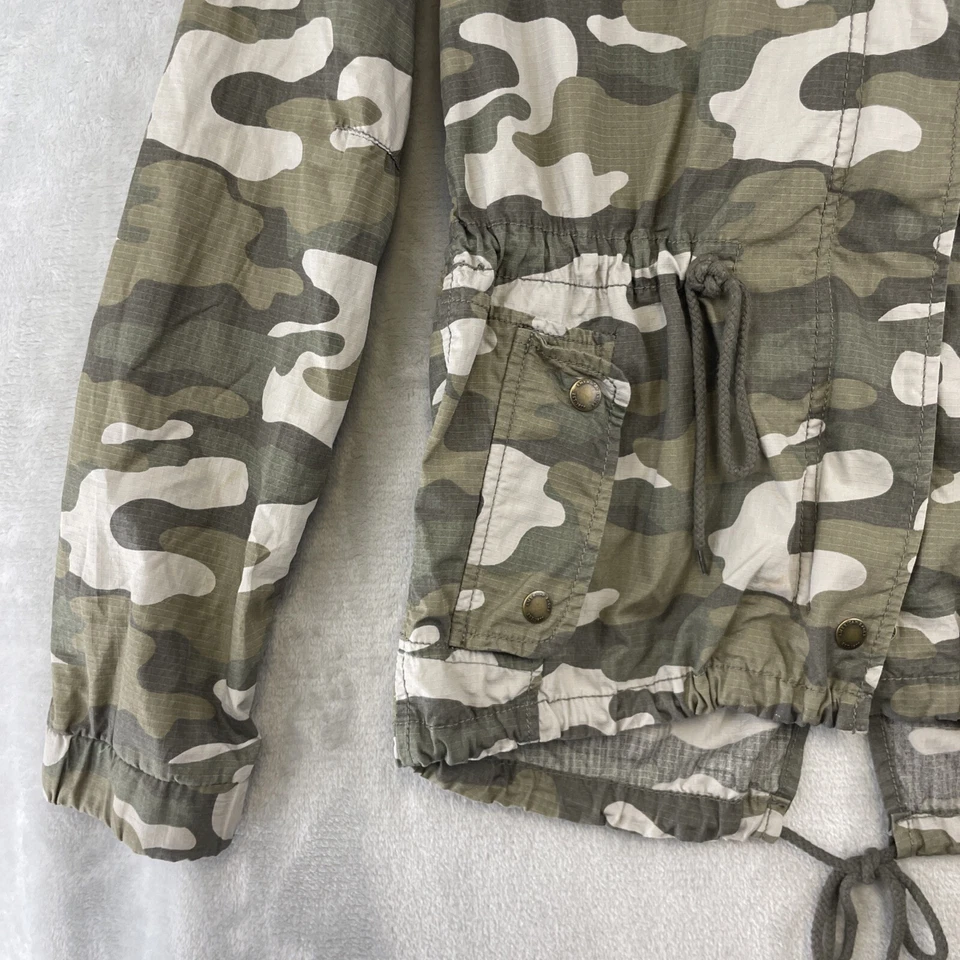 Chaqueta para mujer American Eagle talla S camuflada cremallera completa con capucha Ripstop ligera Foto 4 de 4