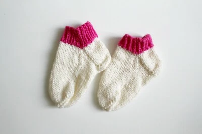 Chaussettes socquettes blanc et rose pour enfant - Photo 1/4