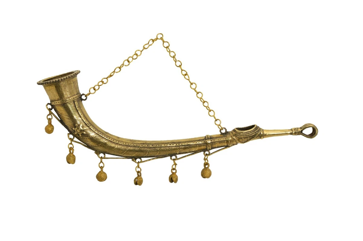 Traditional Musical Instrument Brass Tutari Sig Sringa Ranasringa Blowhorn Kombu