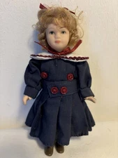Vintage DeAgostini Porcelain Doll Betsy. Dolls House Or Display