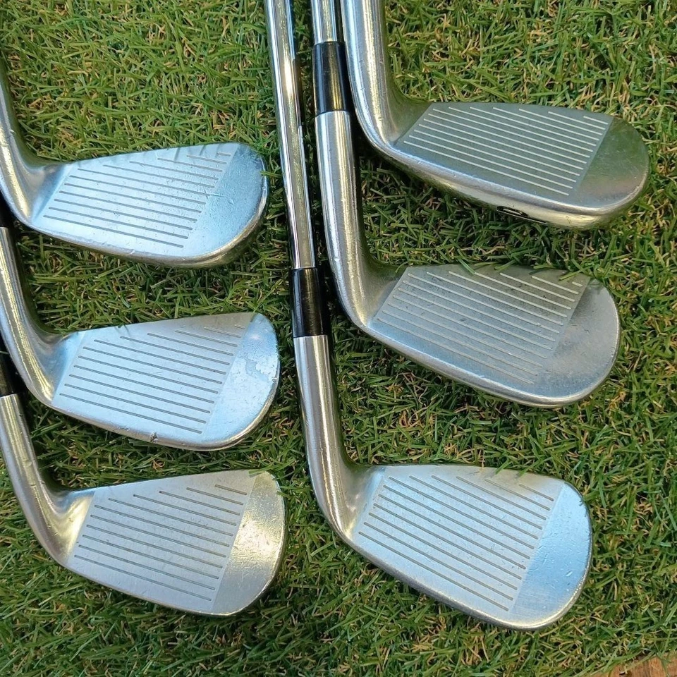 Titleist CB714 Iron Set 5-PW 6pcs Dynamic Gold X100 Right-Handed Used - Image 2 of 4