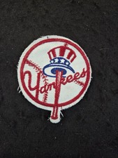 3 inch Baseball patch Yankees    ( G to VG )