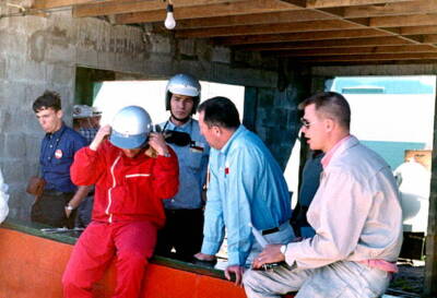 Tall Jim Hall With Hap Sharp Comepting In A Chapparal 2D In The Pits OLD PHOTO