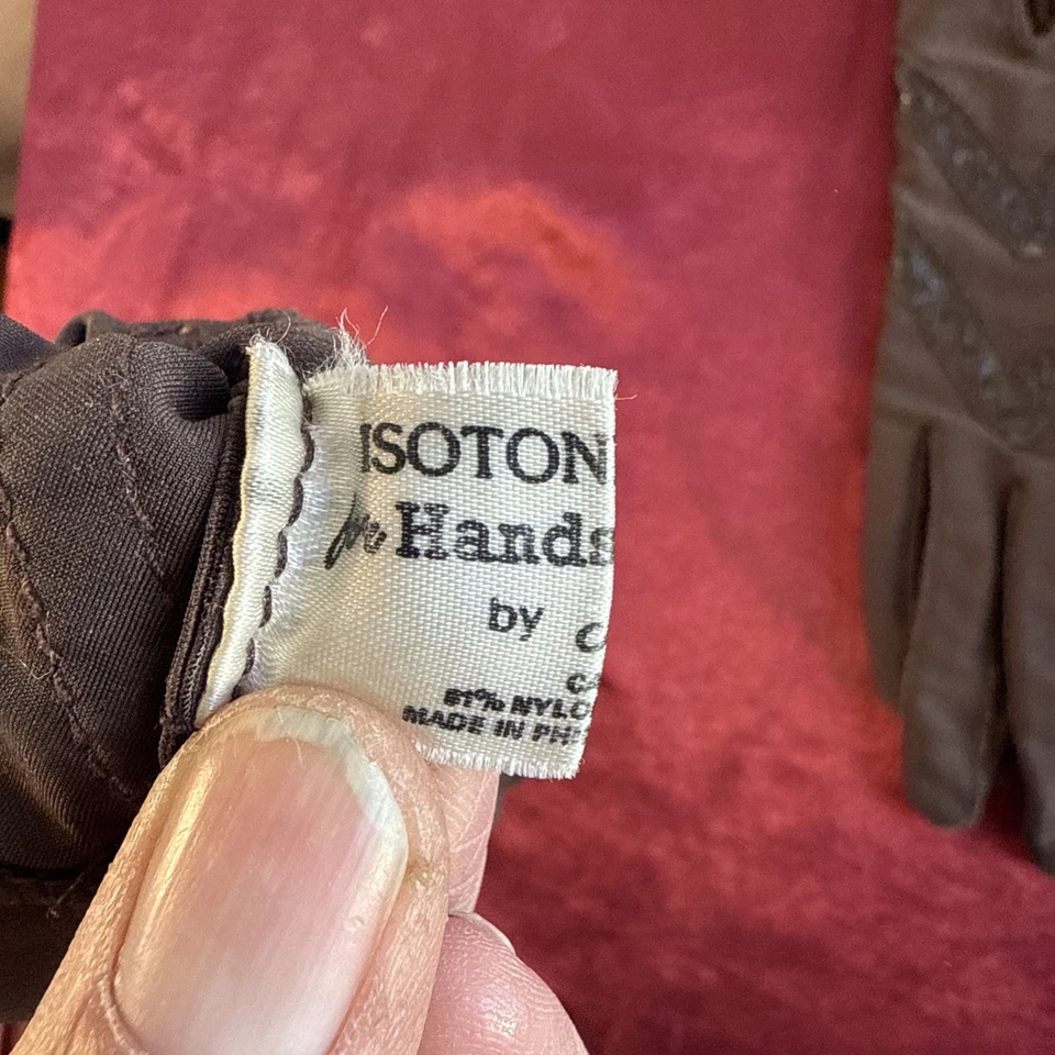 Aris Isotoner Womens Medium Leather Gloves AND a pair of Par Mate Leather Gloves - Image 3 of 4