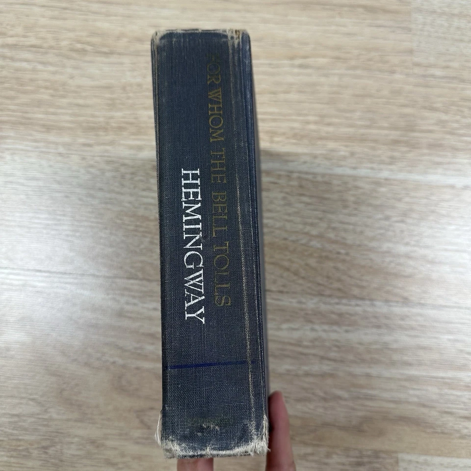 Vintage - For Whom the Bell Tolls (1940) by Ernest Hemingway Foto 3 de 4