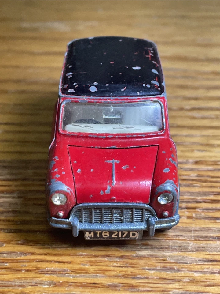 Dinky Toys Morris Mini Minor #183 Meccano Ltd Rojo De Colección Inglaterra Foto 2 de 4