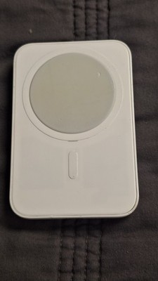 Apple MagSafe Battery Pack Wireless Charging Magnetic White A2384