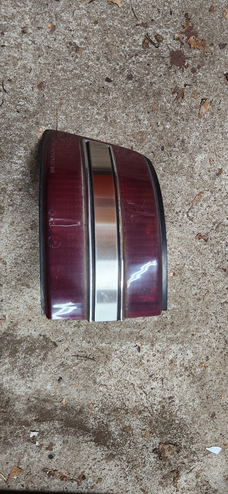 1989 1990 1991 Chrysler TC Maserati Drivers Tail Light 89 90 91