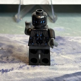 Lego 2015 Ultron Sentry (sh166) exclusive to Iron Man Vs Ultron set 76029