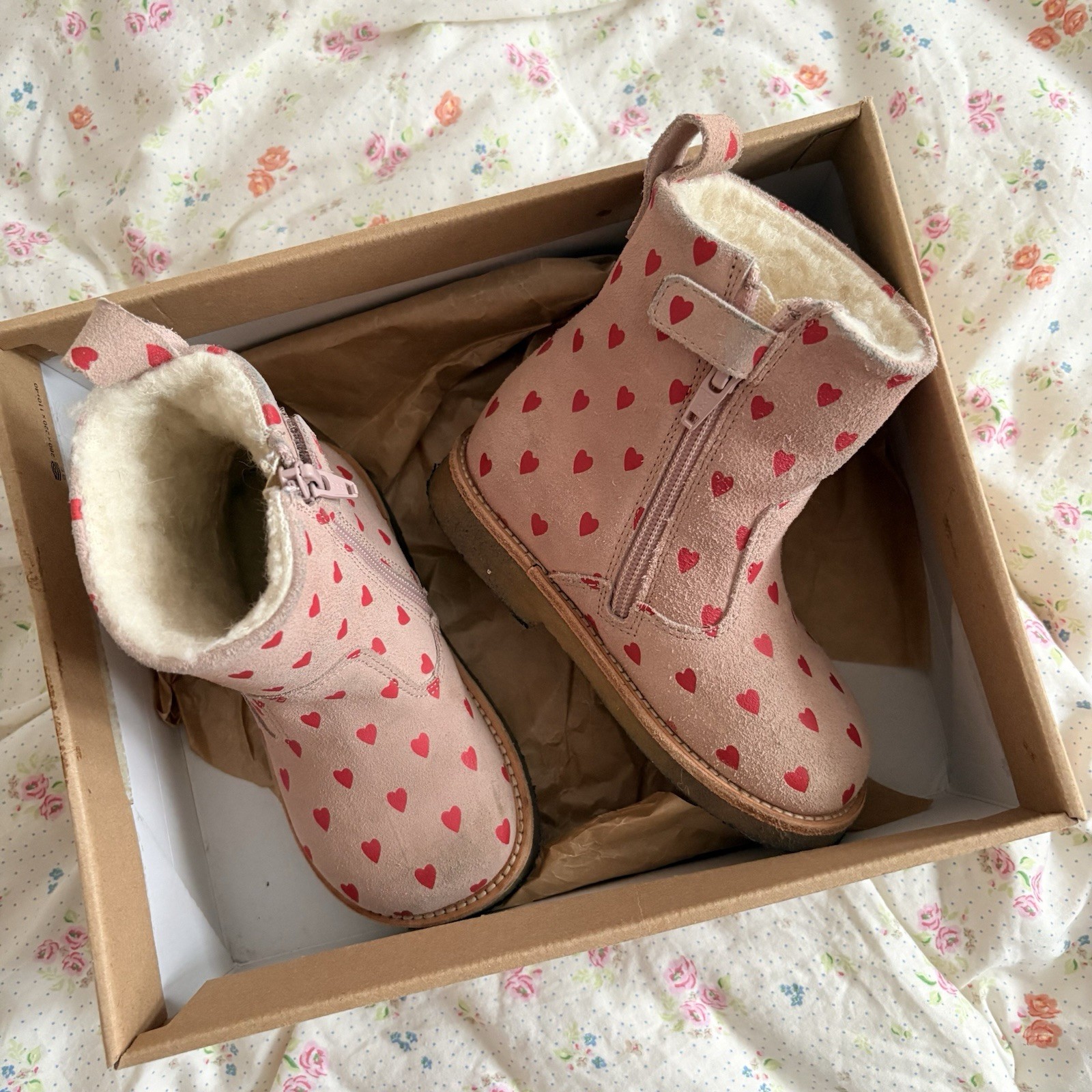 Konges Slojd pippi heart pull on boots fur lined EU26 in box sold out RRP$145 image 7