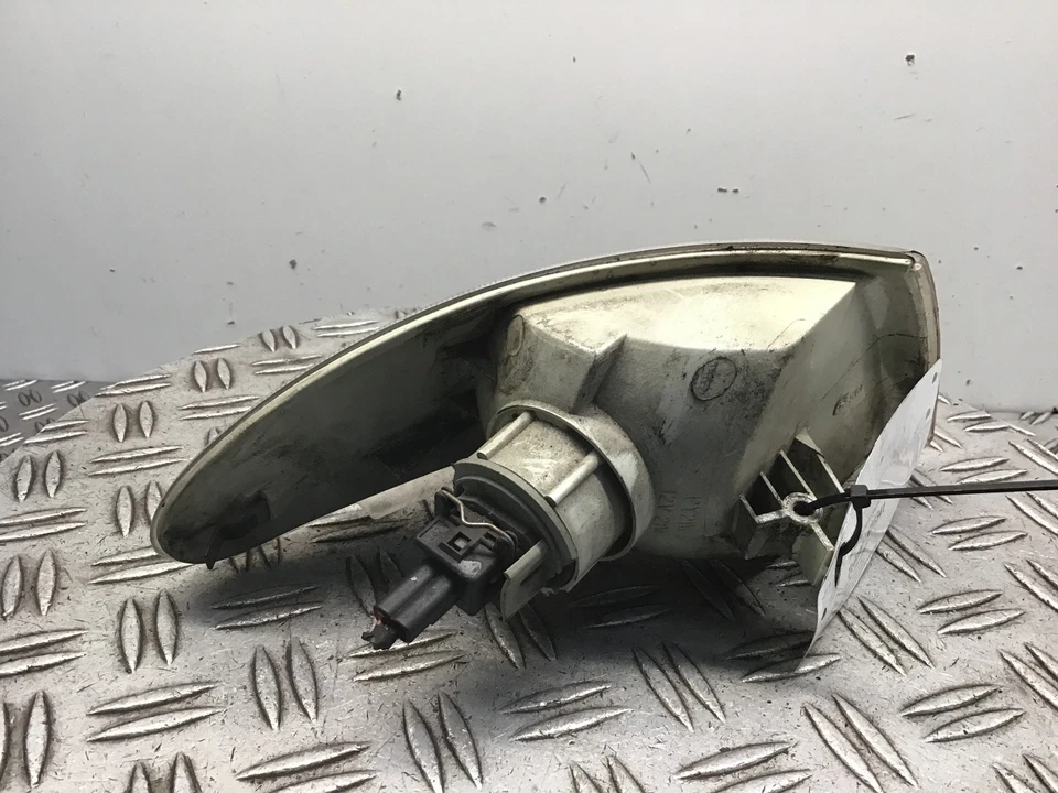 Blinker Links Vorne Ford Mondeo I (GBP)  93BG13369AB  - Immagine 2 di 2