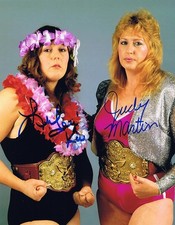 Judy Martin/Leilani Kai Signed Autographed 8x10 Photo - WWE Glamour Girls  w/COA