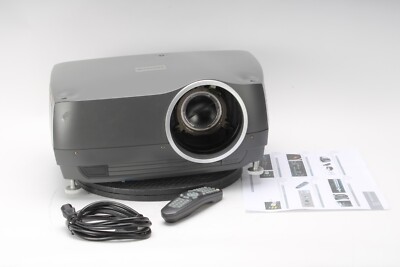 Christie HD405 DLP Projector 115-013101-01 With Power Cable & Accessories