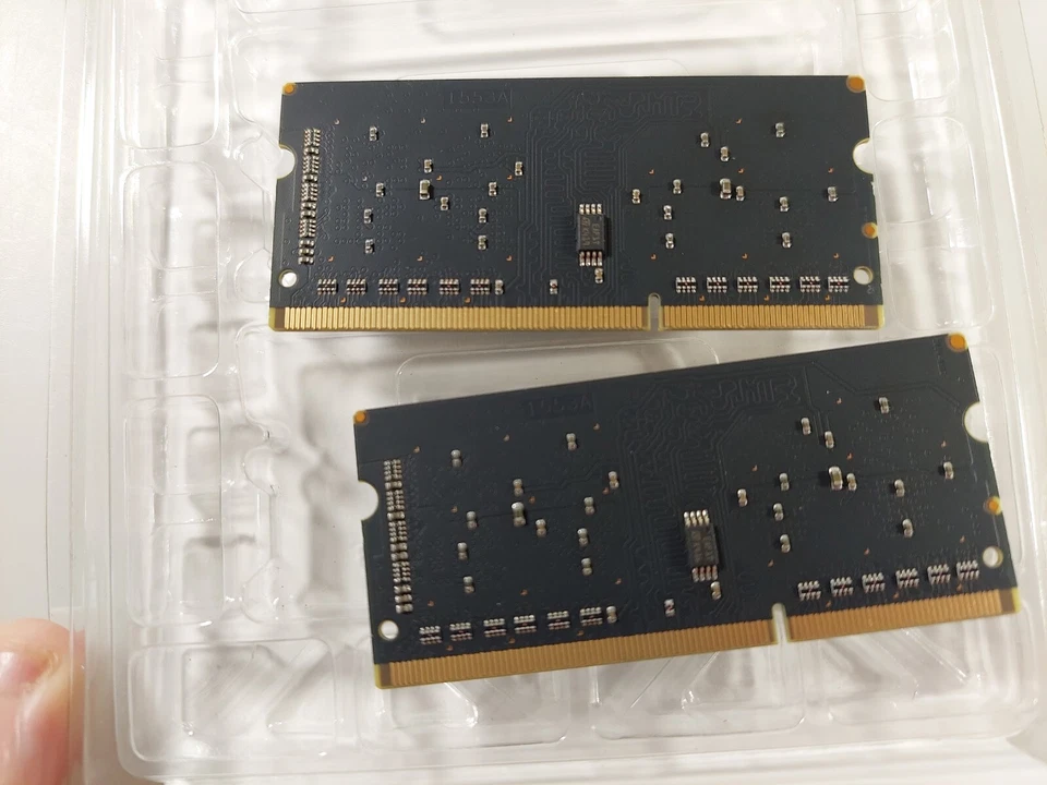 Micron 4GB (2GBX2) MT4KTF25664HZ-1G6E2 1RX16 PC3-12800S DDR3 TESTED - Image 3 of 3